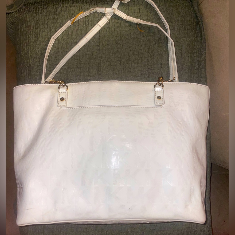 Michael Kors White MK Pattern Purse With Gold Chain Straps